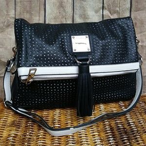 Beautiful black & white purse.